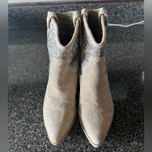 Dolce Vita Sonya glitter suede western boot